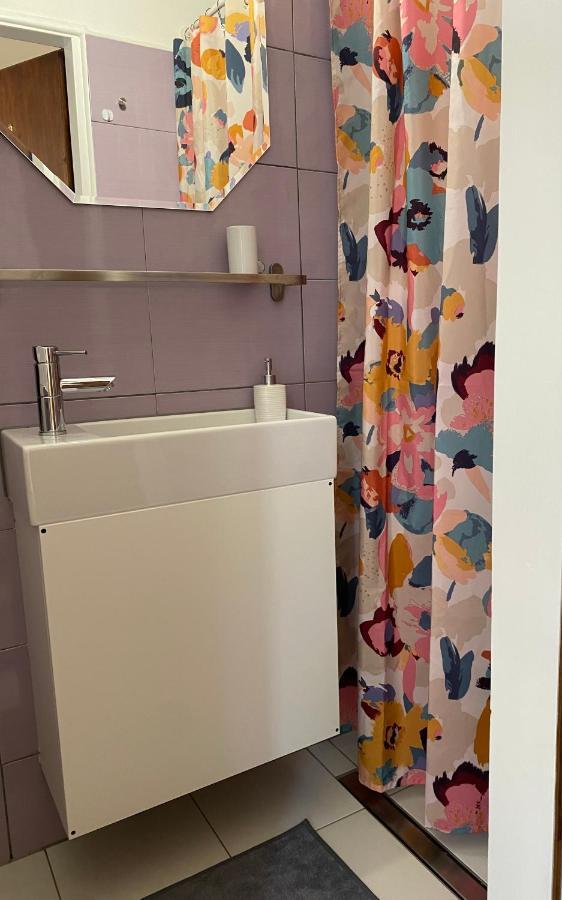 Sstudio Apartment Izola Luaran gambar